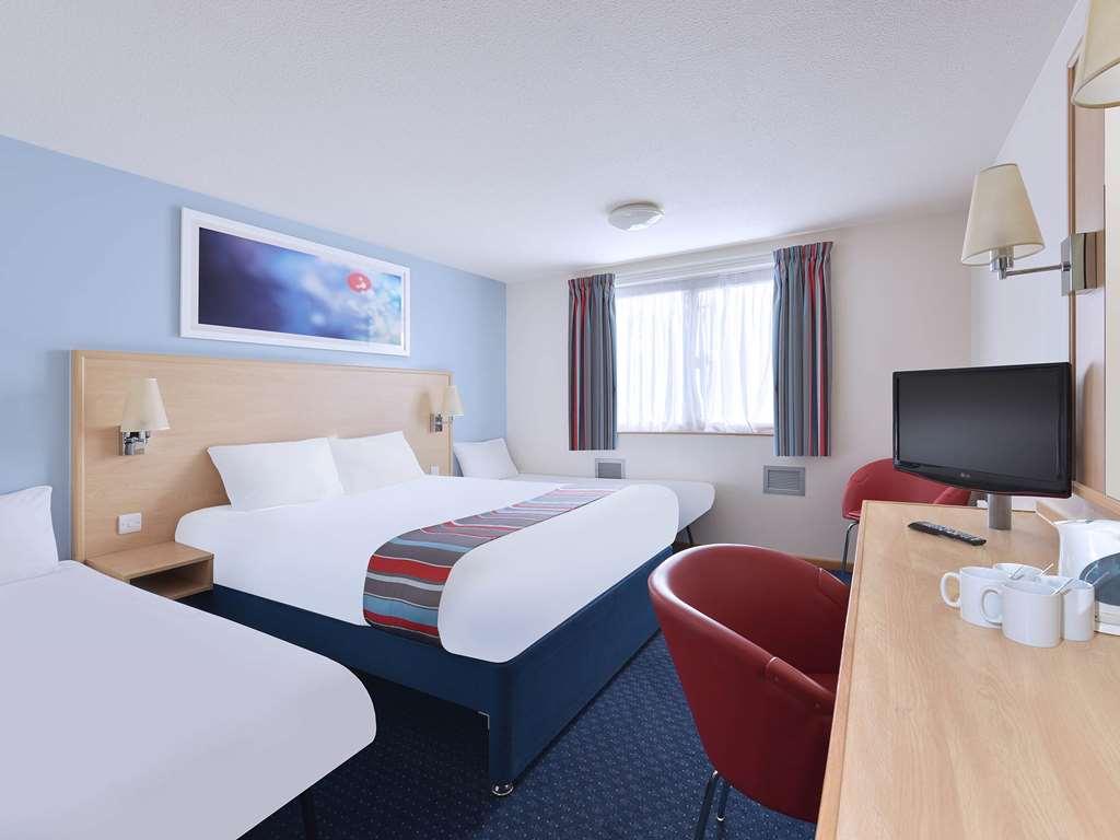 Travelodge Birmingham サットン・コールドフィールド 部屋 写真